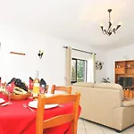 Βίλα Villa Martinica - Refugio Tranquilo Com Piscina E Bbq - Guia, Albufeira
