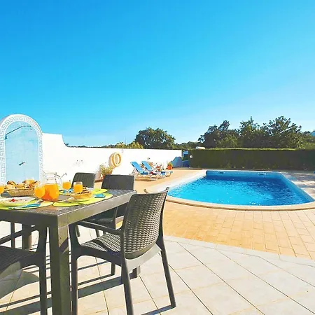 Willa Martinica - Refugio Tranquilo Com Piscina E Bbq - Guia, Albufeira *