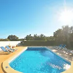 Villa Martinica - Refugio Tranquilo Com Piscina E Bbq - Guia, Albufeira