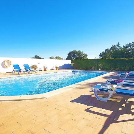 Villa Martinica - Refugio Tranquilo Com Piscina E Bbq - Guia, Albufeira Guia (Faro)
